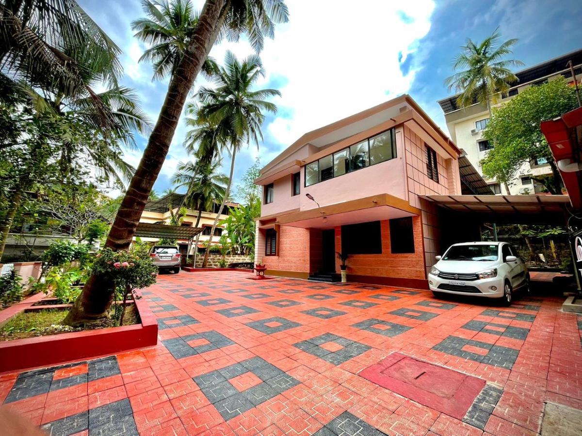 Holiday Home #Vibrant#Hear Of The City #Family Only Mangalore Exterior photo